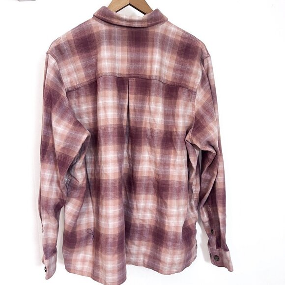 Carhartt Women's Rugged Flex Loose Fit Midweight Flannel Long-Sleeve Plaid Shirt - Picture 6 of 11